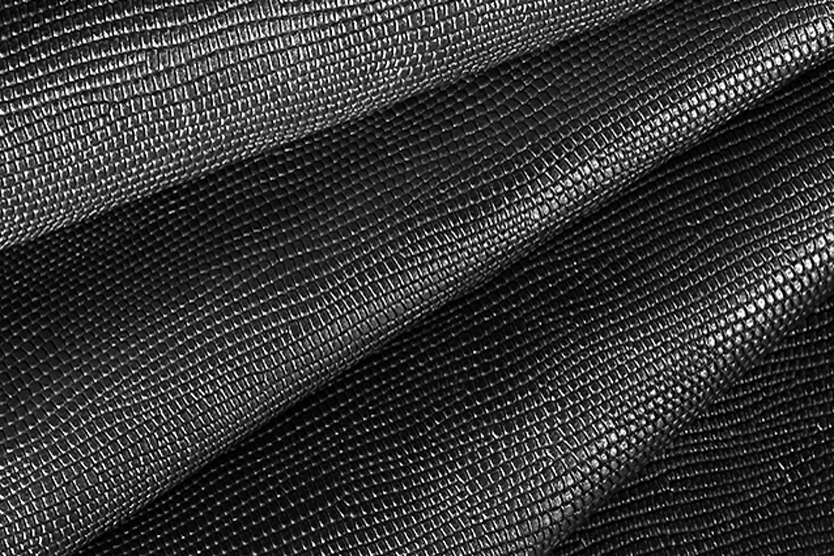 Metallic leather : satin black Magnetic Lizard - Customization F. KOOIJMAN Paris